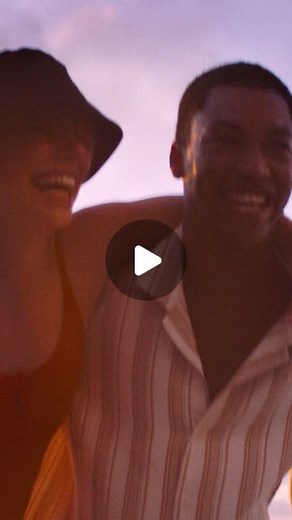 selma may on Instagram: "Es ist mir eine Riesen Ehre das Gesicht der Sommerkampagne von @peekundcloppenburg_duesseldorf zu sein. Ich werde mich an die kurze Reise mit dem gesamten Team immer zurückerinnern! Es war wirklich eine unfassbar schöne Erfahrung und würde sagen damit hab ich aufjedenfall einen Moment erlebt, an den ich mich immer zurück errinern werde. In Germany there are two independent companies Peek & Cloppenburg with their headquarters in Düsseldorf and Hamburg. This is an Instagra