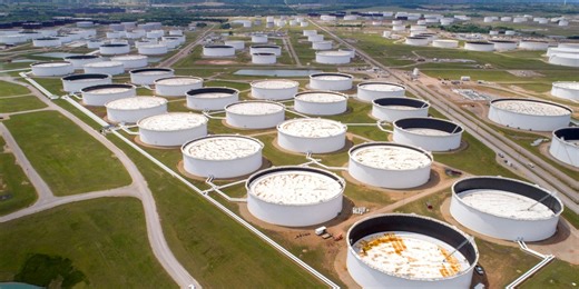 Oil Futures Gain Despite IEA’s Planned Release of Reserves