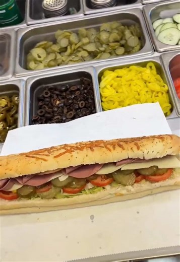 Our classic cold cut is so flavorsome😋 try it now it’s the perfect footlong in the summertime