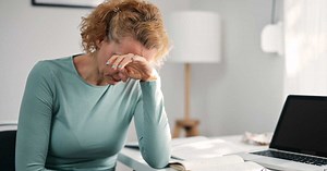 Nausées sans vomissement : causes, que faire et quand consulter ?