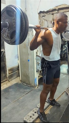 If You Want Big Quads , Focus On Compound movements like Squats