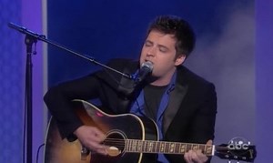 Lee DeWyze Performs "Hallelujah" on The View