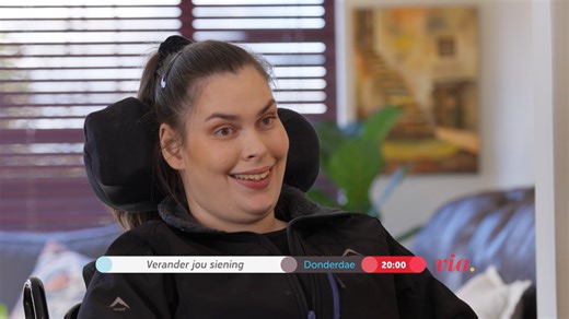 Sumarie Jordaan daag plaaslike bekendes uit om ’n dag in die lewe van iemand met ‘different abilities’ te ervaar. Die sangeres en aanbieder Leah SA spandeer die dag saam met Elanza Jordaan , Sumarie se tweeling en ’n Paralimpiese boccia-atleet. Kyk #VeranderJouSiening Donderdae om 20:00 op VIA DStv-kanaal 147. Met heruitsendings: Sondae om 18:30. Verander jou siening word met trots geborg deur Fairtree . | VIA TV