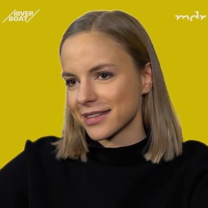 Heimat, Familie, Wochenende, Traumurlaub und und und ...! Wir haben Julia Engelmann im Blitzinterview dazu befragt: | Riverboat