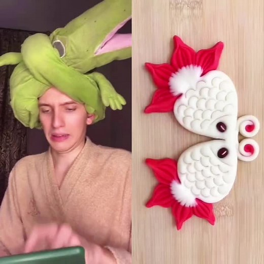 Girl Laughing at Phone | Funny and Humorous Video Compilation