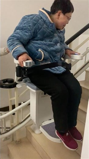 A unique ladder chair designed for people with mobility issues #satisfying ‪@MNnhattech‬