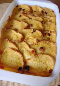 Rustic Vegan Bread Pudding Recipe - Delicious Eggless Creamy