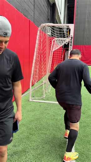 #ecuador🇪🇨 #super8painting #latinos #@jefe @Papucho Ochoa @cleverito ochoa @EL DUENDE