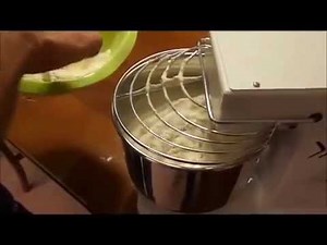 Come fare il pane casareccio con un impastatrice Famag