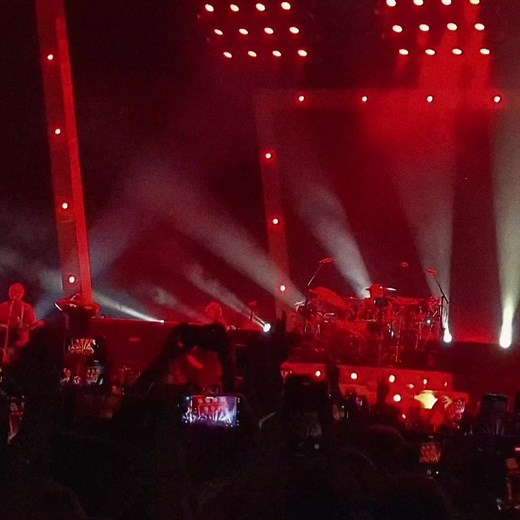 English Love Affair 5SOS Songs - Lyrics & Subtitles Included