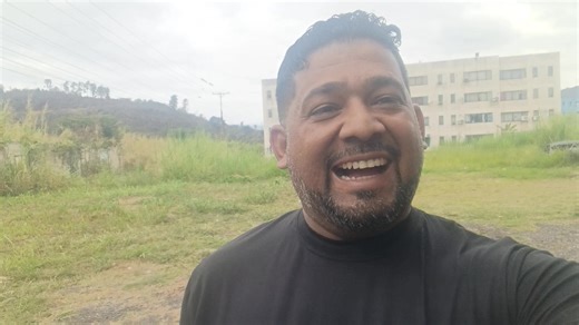 #teamjeepgrancaracas otorgandole el sticker cortesía a nuestro amigo barbas @Laos #sumarvalemas