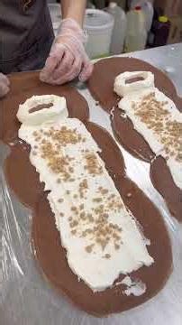 Rolling Crepes: Easy Technique, Huge Fun!🤩#CrepeRolling #CrepeTutorial #ChocolateCrepe #SweetTreats