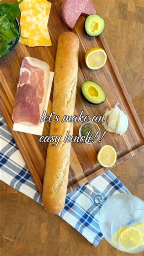 Easy & Delicious Lunch Idea 🫜🥖🧅🥬