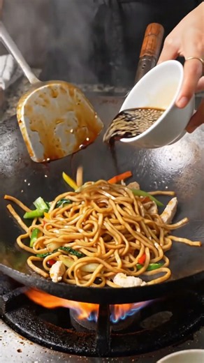 Chicken Chow Mein | Better Than Takeout! Easy & Delicious Recipe