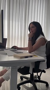 daily.dev on Instagram: "Are you a developer?! Stay up to date, research, find a developer community. All in one tab 🤯"