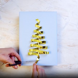 462K views · 1.4K reactions | How to wrap a sea of ​​presents for Christmas? Use simple Santa gift wrapping hacks!  | 5-Minute MAGIC | Facebook