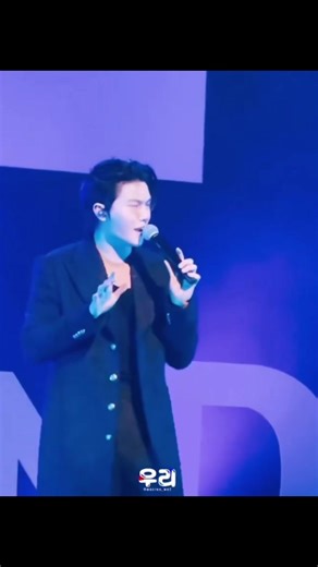 William Jakrapatr: Exploring the Meaning Behind '5 cm'