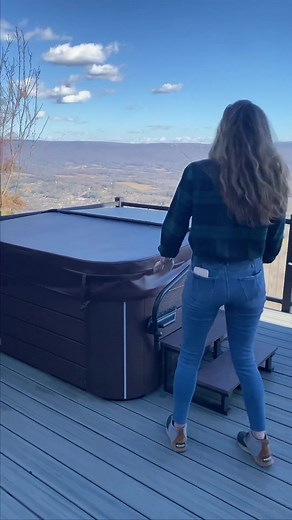 Take a look inside our new Honeymoon Treehouses! Fit for 2, our newest editions are the perfect place for a casual weekend escape, an elopement, a solo traveler that wants the room, and so much more! http://boltfarmtreehouse.com | Bolt Farm Treehouse