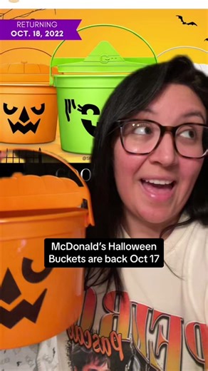 The McDonald’s Halloween Happy Meal Buckets that caused a social media frenzy last year are back for another round of spooky fun. Employees confirmed to Splash of Spooky that the plastic pails will be back in U.S. restaurants on Oct. 17 until Oct. 30. I can’t wait! Which one are you trying to get?