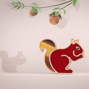 5.4K views · 334 reactions | The squirrel is greedy and lively just...