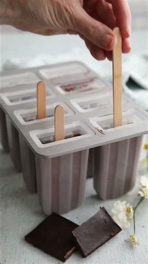 Sugar Free Fudge Pops! KETO Fudgesicles recipe #ketodessert #popsicle #sugarfree