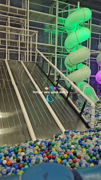 Frutiger Aero e a Nostalgia dos Anos 2000