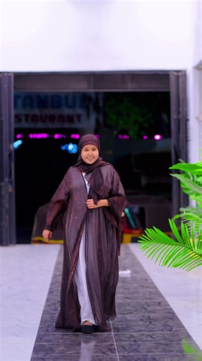 Nasro Qurux iyo Muhiim Live: Showcasing Beauty