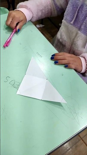 Atividade prática: soma dos ângulos internos de um triângulo 📐