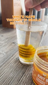 “This honey is AMAZING… I use it everyday in a cup of warm water or warm milk depending upon how I’m feeling and it’s just so delicious. I’ve always hated the taste of turmeric, who’d have thought it would be honey who’d help me consume it. And apparently it supports your bone and joint health too.” | Just Bee Honey