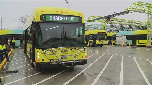 New electric coaches with driver partitions join Metro fleet on south King County routes