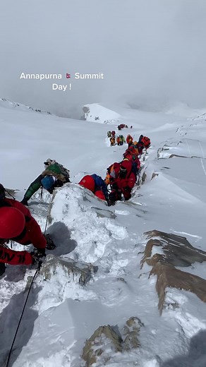 Annapurna Summit Day ! 🇳🇵 #sst#sstvensummittreks #8000er #8000m #mountaineering #mountains #alpinism #himalayas #nepal #sherpa #adventure #explore