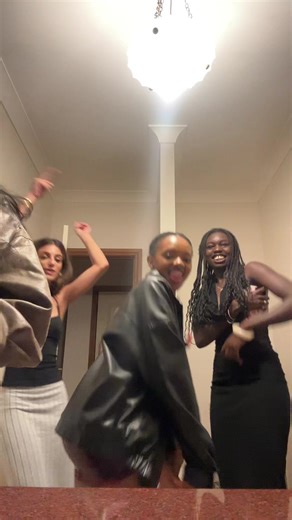 Epic Dance Moments from Girls' Night Out