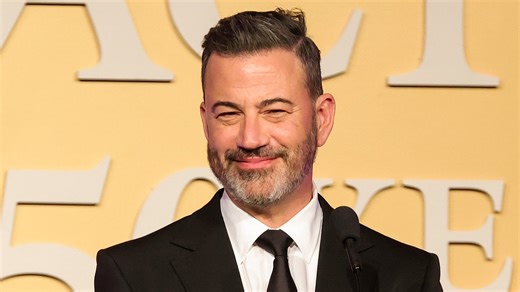 Carson Daly congratulates Jimmy Kimmel on becoming a grandpa