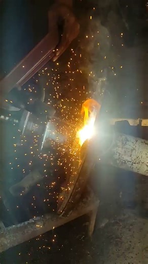 Local Loom Beem Welding #quranictranslation #bayan #quotes #motivation #love #subscribe #machine