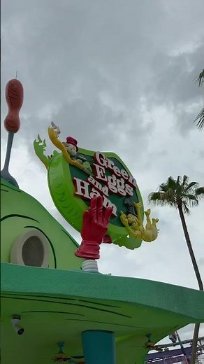 Best snacks at Islands of Adventure #universalparks #islandsofadventure