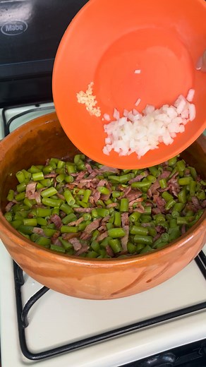 Comida fácil y económica Ejotes con tocino y queso 😋👌 #comida #recetasfaciles #recetas | Nelly Encino