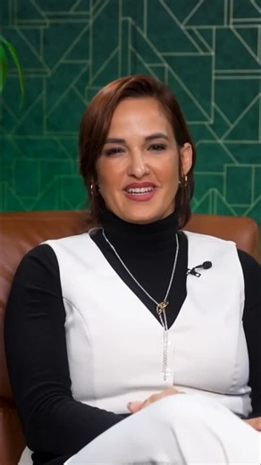 Jugando Pelota Dura on Instagram: "The Financial Hub: Las 5 capas de la certeza financiera Identifica prioridades, evalúa escenarios y protégete con revisión constante. Vea The Financial Hub solo por nuestro Youtube➡️ https://youtu.be/L5o8XkIOYyI #TheFinancialHub #DuraStreaming #Dura"