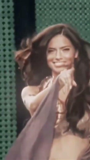 adriana lima🌸✨️