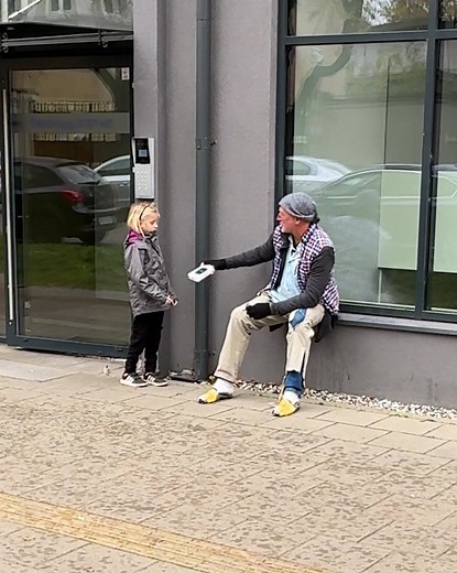 1M views · 6K reactions | Poor man test kids | Lady Panda | Facebook