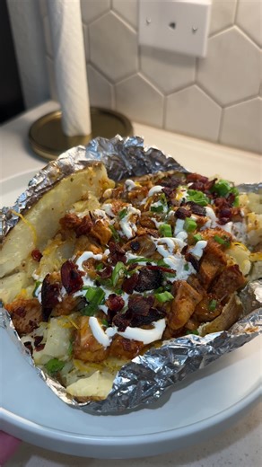 Chicken Loaded potato for dinner? Yessss🥰 #momsoftiktok #cooking #recipes #dinner