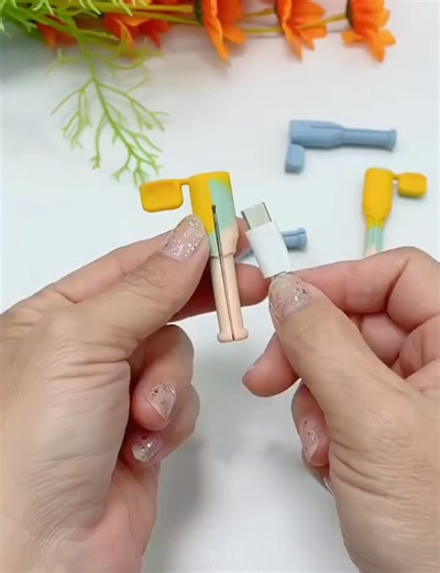 pilipalaa on Instagram: "Mobile phone data cable protective cover #homesweethome #homefinds #homehacks #homeimprovement #amazon #fyp"