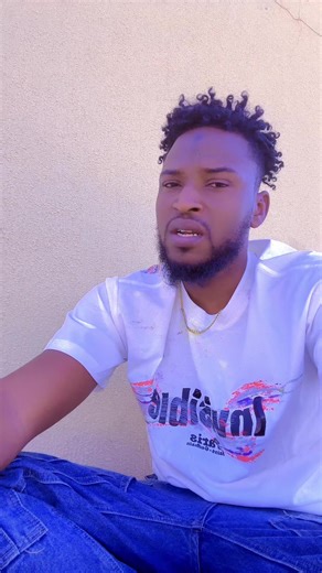 Vidéos de moussa yaro mai zamani (@moussayaro227) avec original sound - Hausa Minds