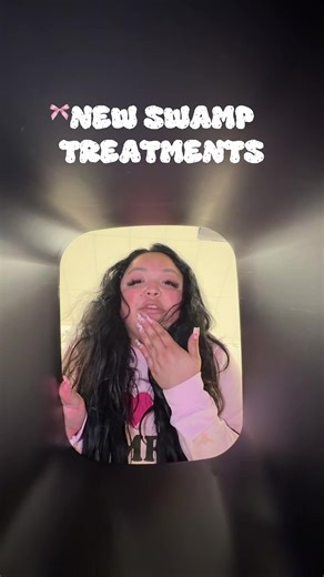 not her smelling the loofah 🧌🧌💗🎀🎀 #momsbelike #shopwithus #fragrance #targetfinds #thepinklibra @Athena Club @Cremo Company @cocokind @Naturium @Thayers