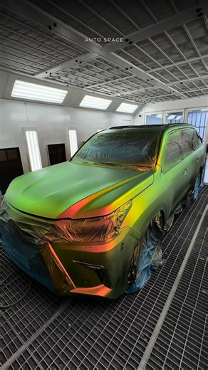 Robotic Spraying Systems | Детейлинг Алматы on Instagram: "Lexus LX570 полностью окрашен в уникальный цвет хамелеон через роботизированную систему CURVE ROBOT. Точная геометрия, равномерное покрытие, стабильное качество. ⸻ Lexus LX570 fully painted in a unique chameleon color using the CURVE ROBOT robotic painting system. Precise geometry, uniform coating, consistent quality."