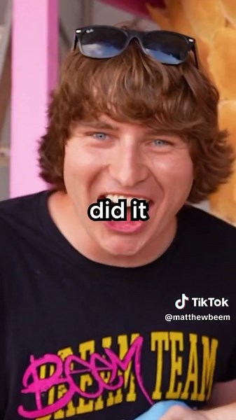 World’s Largest Ice Cream Cone! Thanks @Muddy Bites for sponsoring! @Walmart