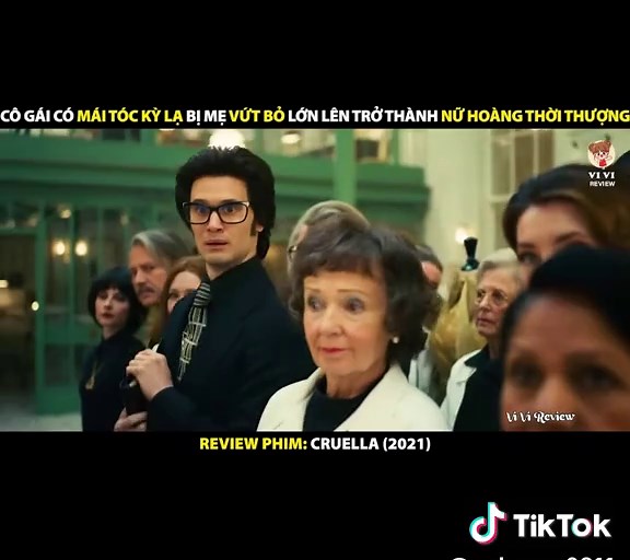 Cruella Movie Review Part 2: Fashion Insights
