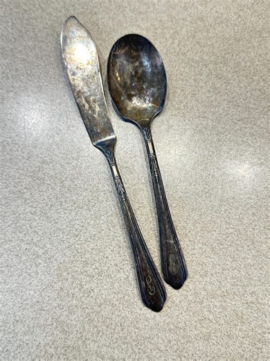 Oneida Tudor Plate June Nursery Serving Spoon and Knife - Etsy