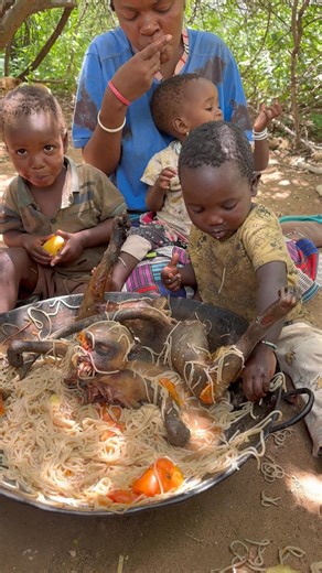 Eating lunch together