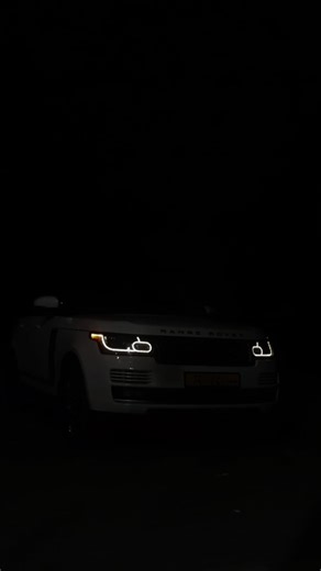 The Range Rover is a premier luxury 4WD SUV marque from Jaguar Land Rover💎