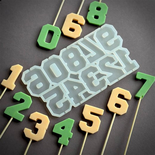 Minecraft Number Lollipop Mold, Gamer Birthday Candy Moulds, Pixel Chocolate for Boy Birthday Party Favors, Silicone Forms for Bakers (6cm) - Etsy UK